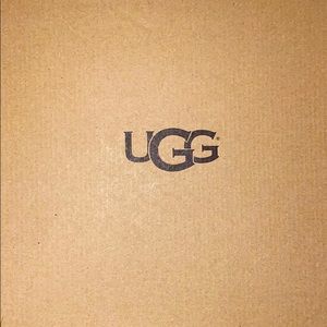 Brand new never worn Ugg’s (Authentic)